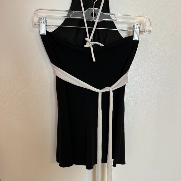 Black halter top - Picture 7 of 8